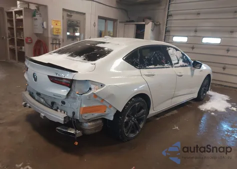 2021 Acura Tlx A-Spec Package z USA, uszkodzony, nr VIN 19UUB6F54MA011179